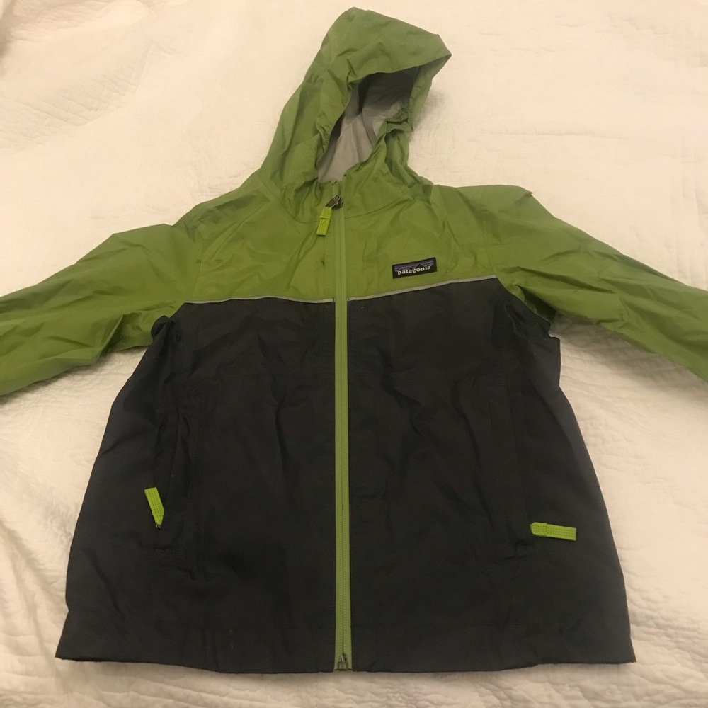 Patagonia XS (5-6) Rain Coat